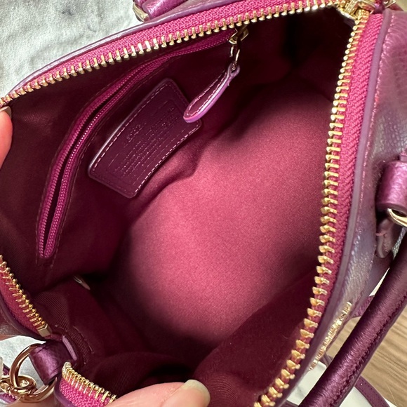 Coach baby Bennett Satchel Crossgrain Leather New without tag metallic pink - Picture 8 of 13